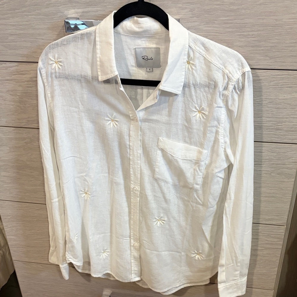 Rails White Button-Up Shirt with Daisy Embroidering